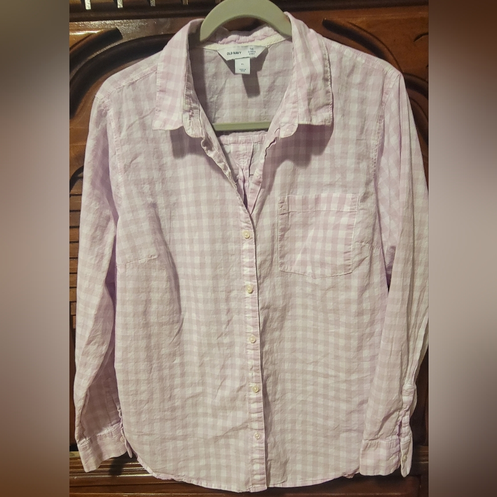 Old Navy Boyfriend button down blouse